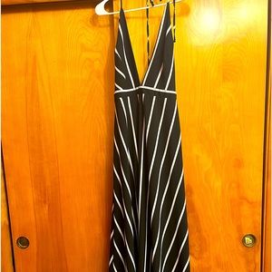 Black and white nwt Romeo and Juliet maxi open back dress